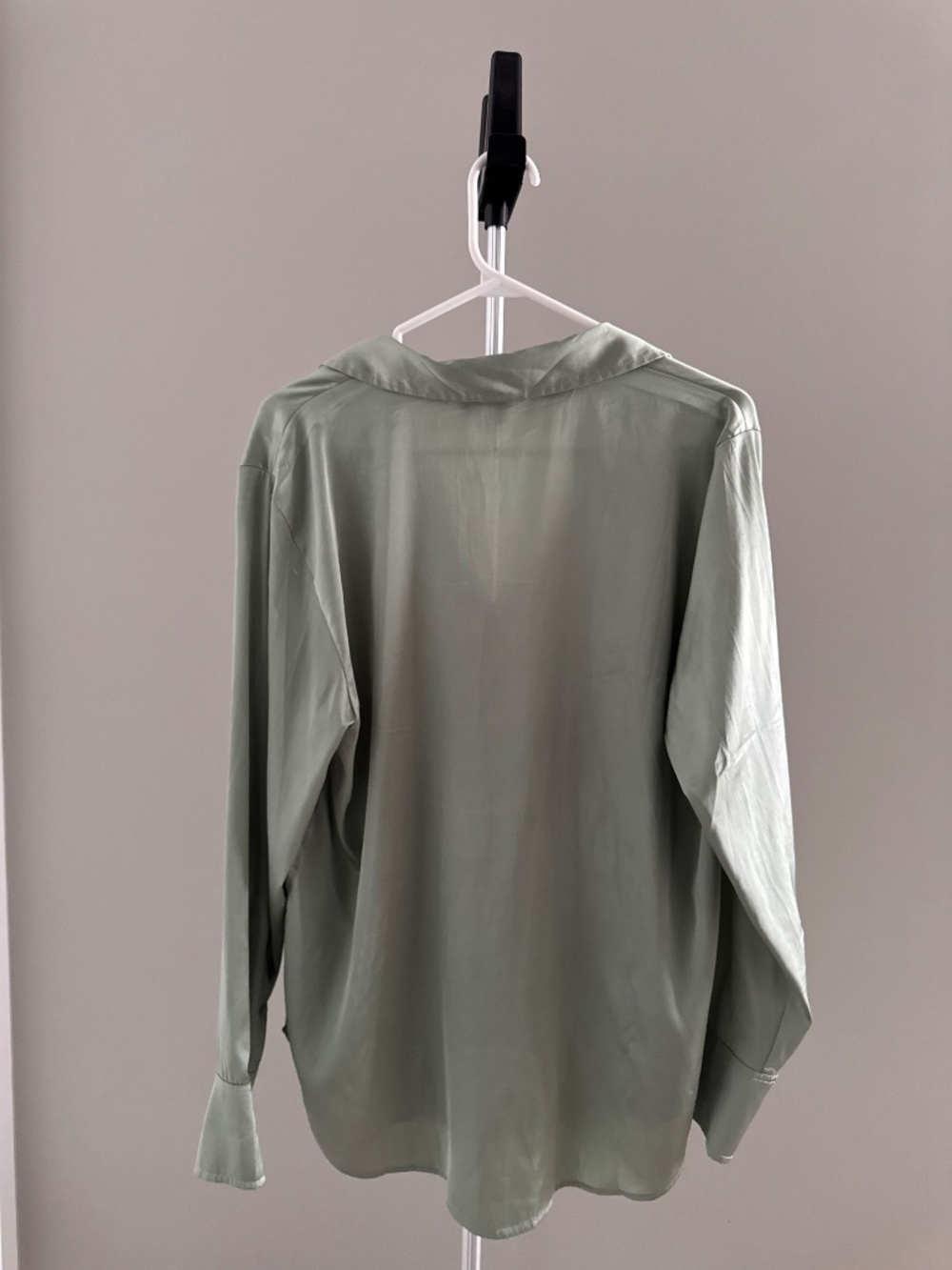 Blouse - Picture 2 of 3